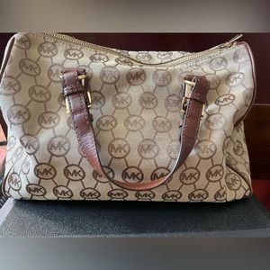 GUC Michael Kors large satchel bag